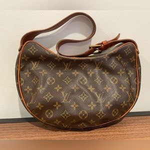 Louis Vuitton croissant purse MM handbag red velvet lining monogram leather